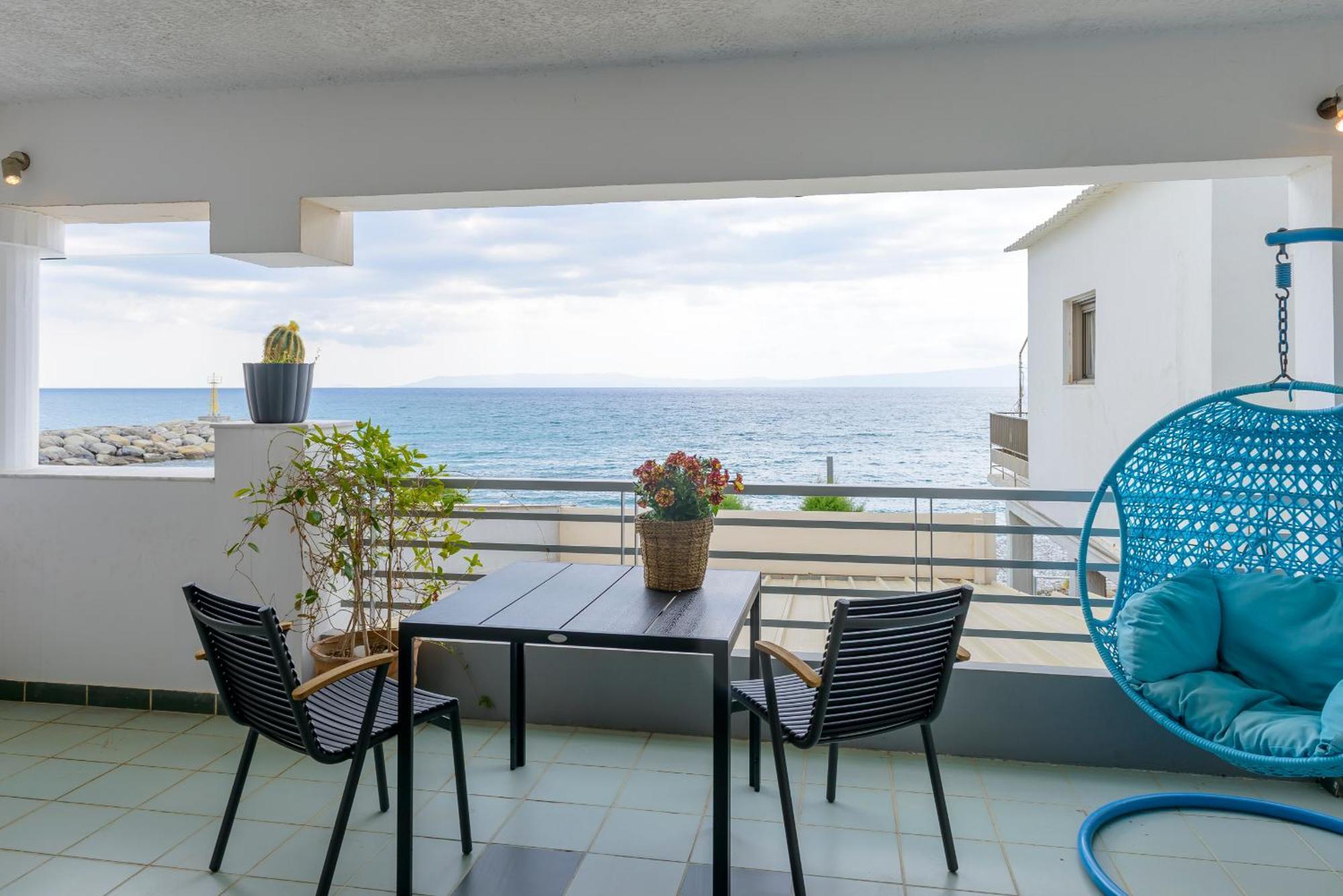 דירות Akrogiali Agali 1 Mesonet In Front Of The Sea מראה חיצוני תמונה